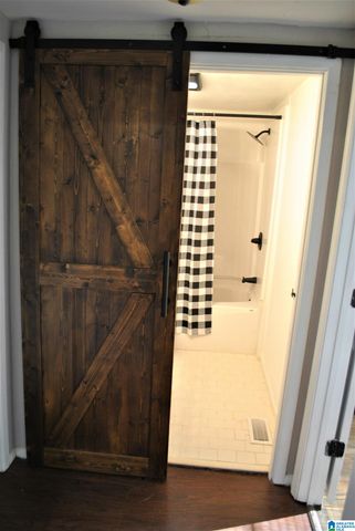 2114 NIXON DRIVE SE, Bessemer, AL 35022