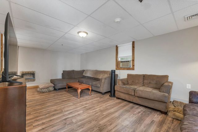 379 White Mountain Highway, Conway, NH 03818