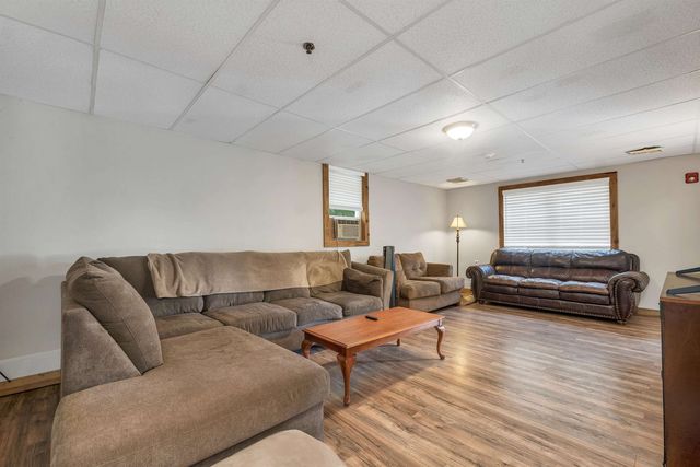 379 White Mountain Highway, Conway, NH 03818