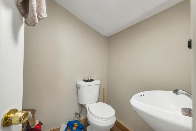 379 White Mountain Highway, Conway, NH 03818