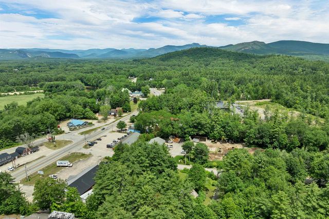 379 White Mountain Highway, Conway, NH 03818