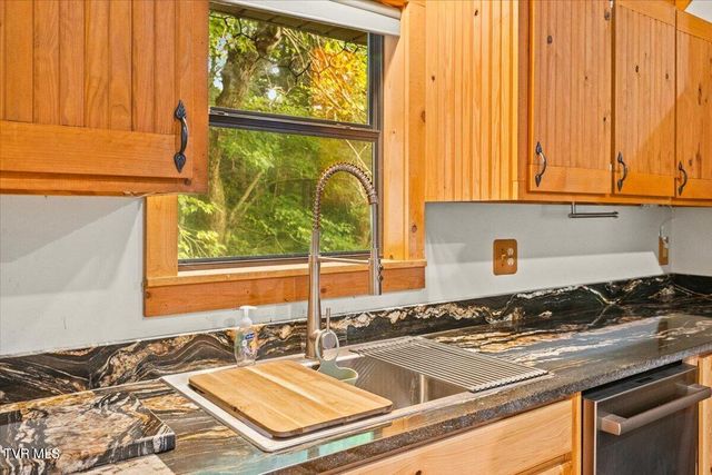 13660 Asheville Highway, Greeneville, TN 37743