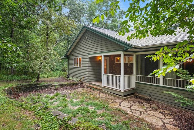 6760 Sunset Drive, Verona, WI 53593