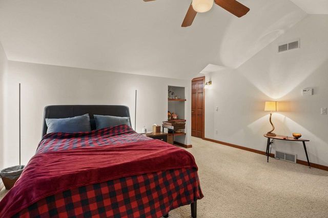 6760 Sunset Drive, Verona, WI 53593