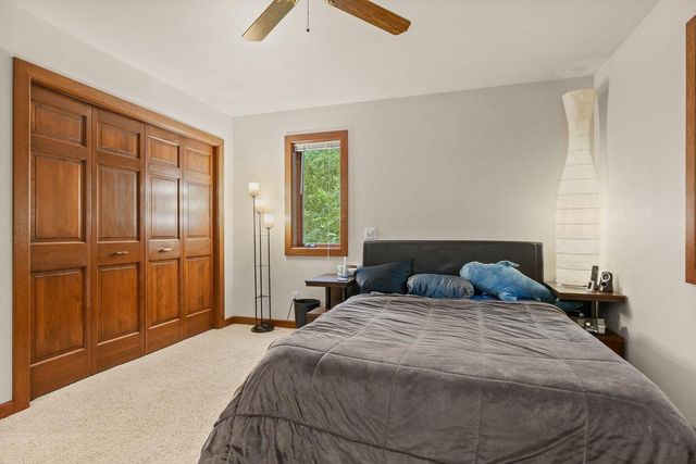 6760 Sunset Drive, Verona, WI 53593