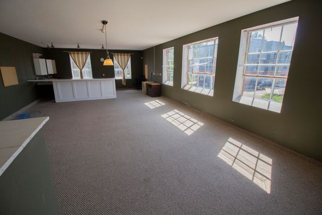 622 W Kalamnazoo Avenue, Kalamazoo, MI 49007