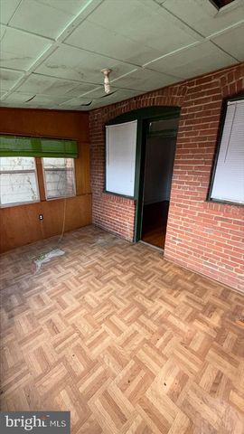 419 23RD PL NE, Washington, DC 20002