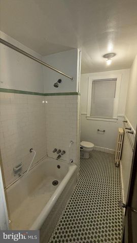 419 23RD PL NE, Washington, DC 20002