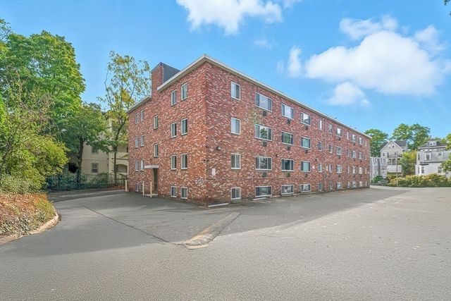 20 Radcliffe Rd 209, Boston, MA 02134