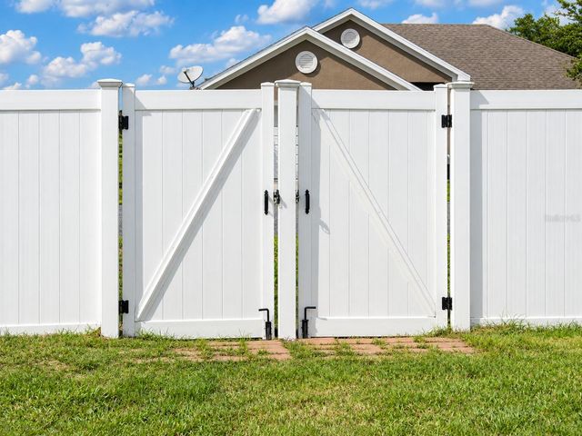 9677 SW 56TH CIRCLE, Ocala, FL 34476