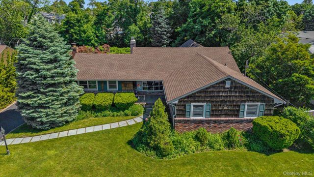 21 Hamilton Street, Amityville, NY 11701