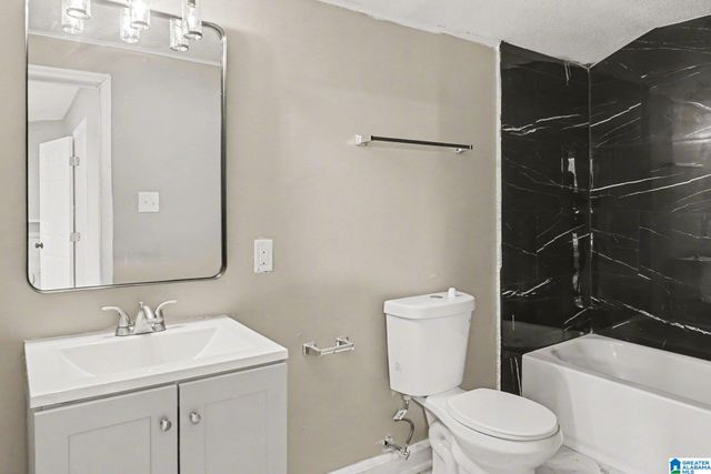 3640 WENONAH ROAD N, Birmingham, AL 35221