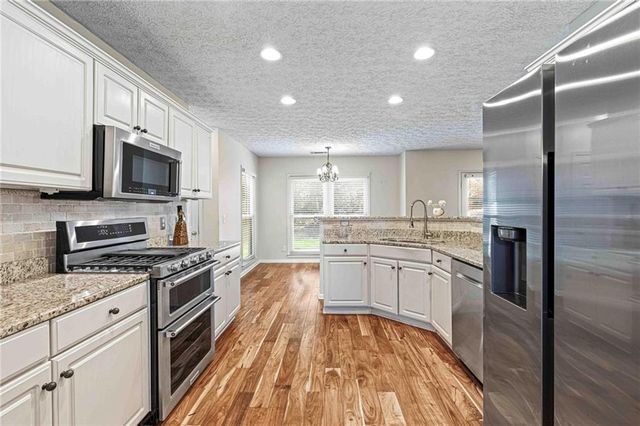 2152 Marne NW Glen, Kennesaw, GA 30152