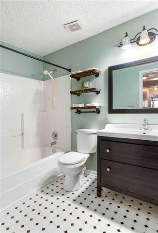 2152 Marne NW Glen, Kennesaw, GA 30152