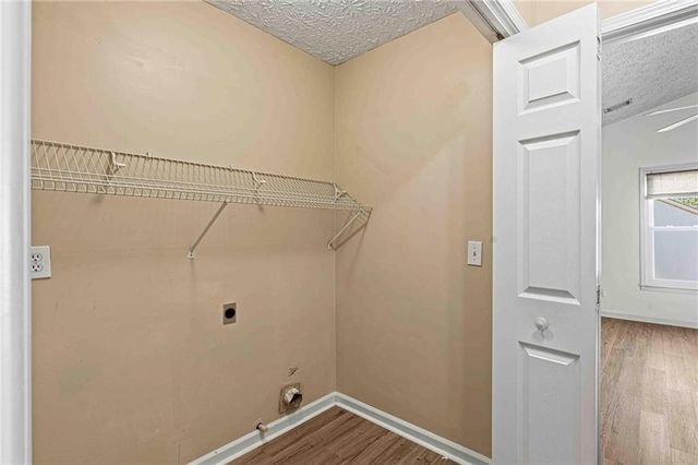 2152 Marne NW Glen, Kennesaw, GA 30152