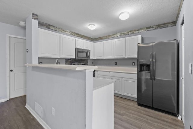 98 Green Mill, Blacklick, OH 43004