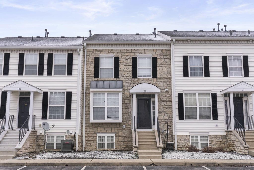 98 Green Mill, Blacklick, OH 43004