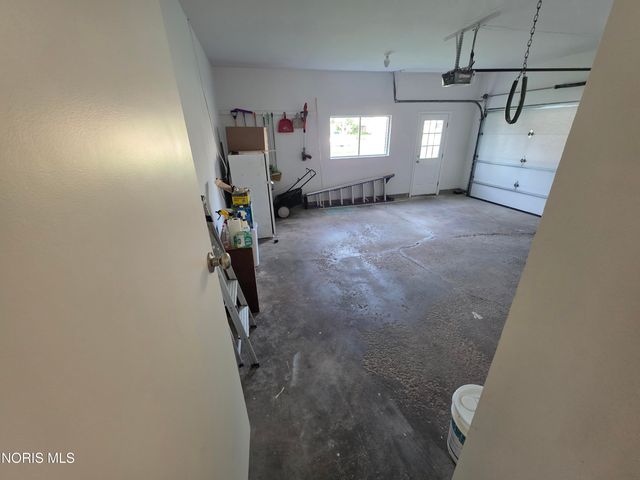 641 Holly Drive, Oregon, OH 43616