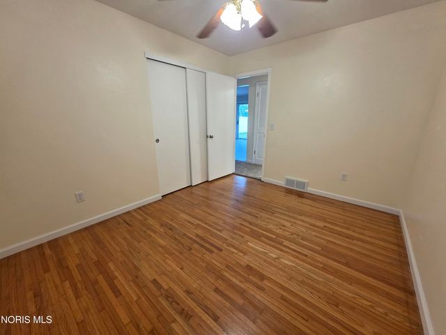 641 Holly Drive, Oregon, OH 43616