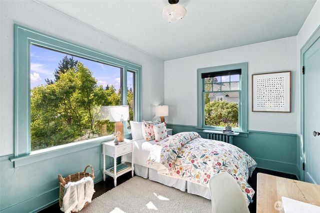 2039 34th Avenue S, Seattle, WA 98144