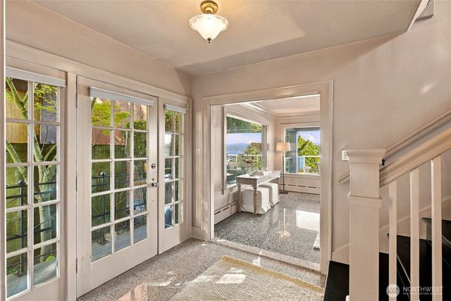 2039 34th Avenue S, Seattle, WA 98144