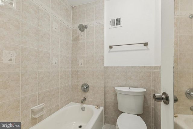 10271 BRADDOCK RD, Fairfax, VA 22032