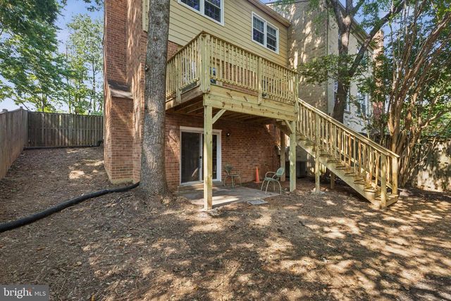 10271 BRADDOCK RD, Fairfax, VA 22032