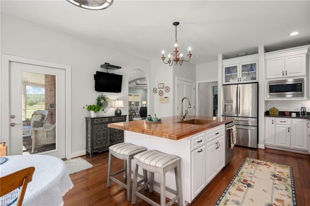 106 Phyllis CT, Moyock, NC 27958