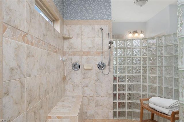106 Phyllis CT, Moyock, NC 27958