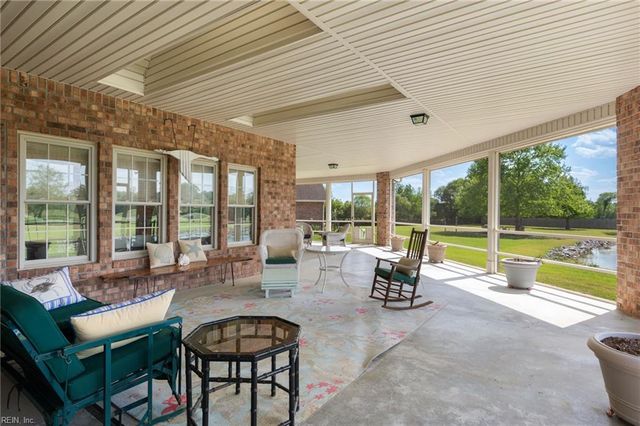 106 Phyllis CT, Moyock, NC 27958