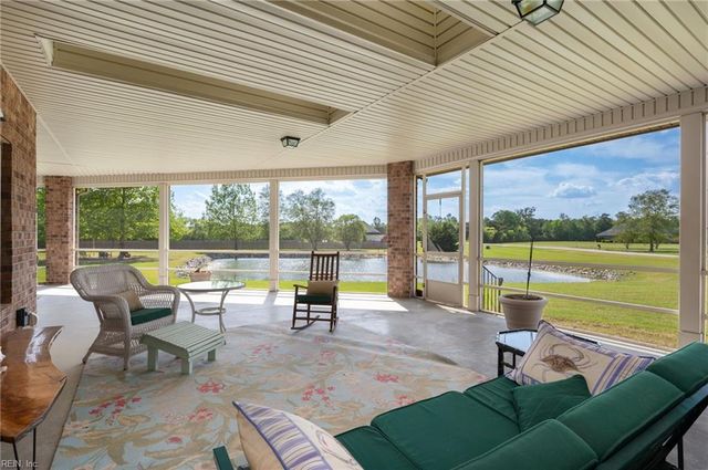 106 Phyllis CT, Moyock, NC 27958