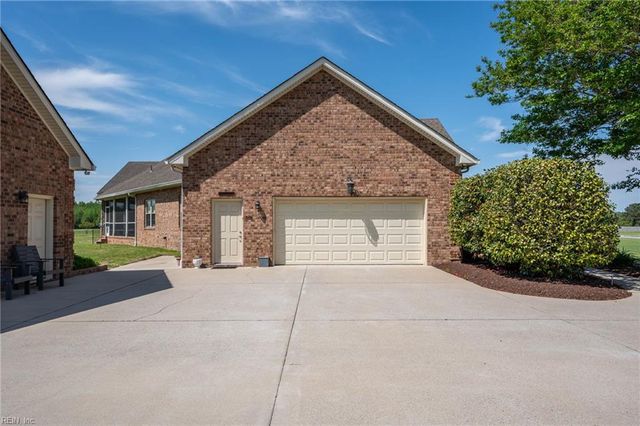 106 Phyllis CT, Moyock, NC 27958