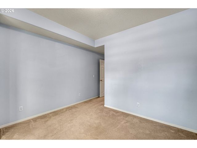 1198 Se BACARRA St, Hillsboro, OR 97123