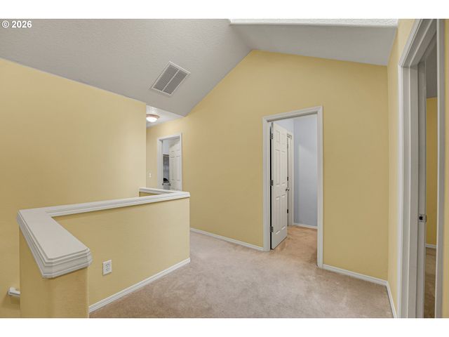 1198 Se BACARRA St, Hillsboro, OR 97123