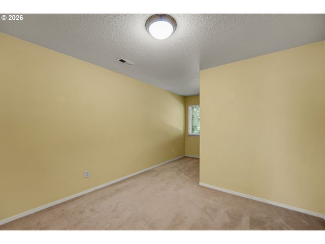 1198 Se BACARRA St, Hillsboro, OR 97123