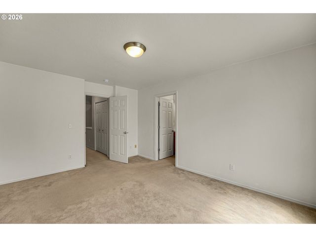 1198 Se BACARRA St, Hillsboro, OR 97123