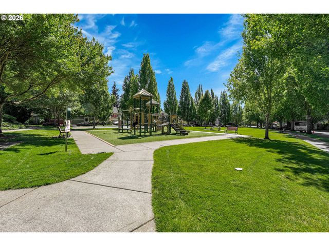 1198 Se BACARRA St, Hillsboro, OR 97123