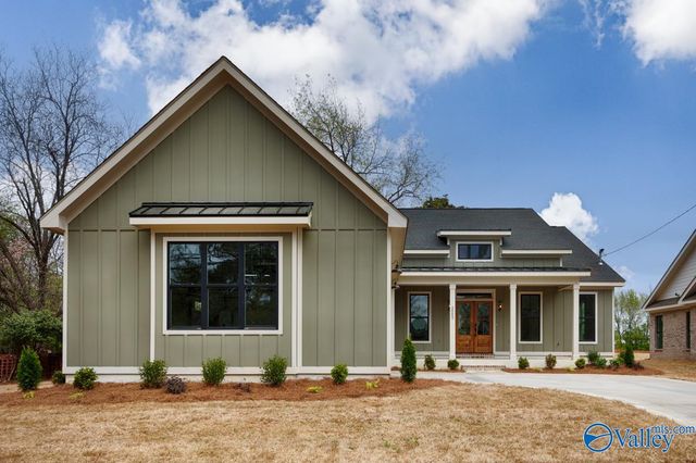 2002 Mythewood Drive, Huntsville, AL 35803