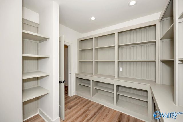 2002 Mythewood Drive, Huntsville, AL 35803