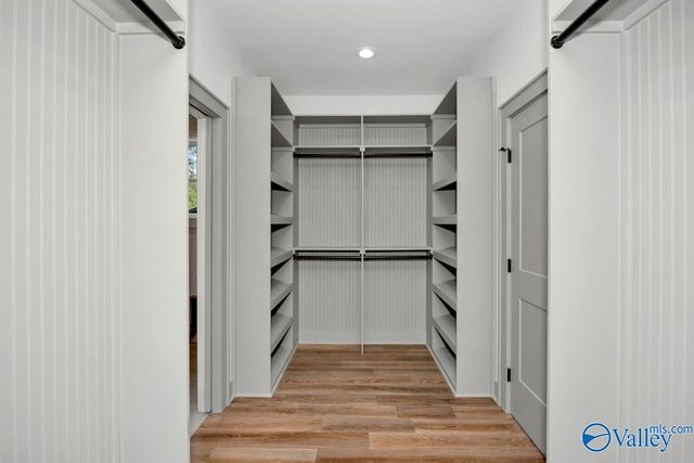 2002 Mythewood Drive, Huntsville, AL 35803