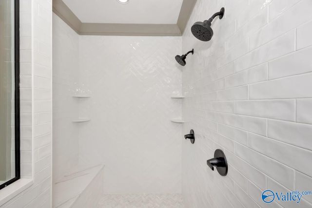 2002 Mythewood Drive, Huntsville, AL 35803