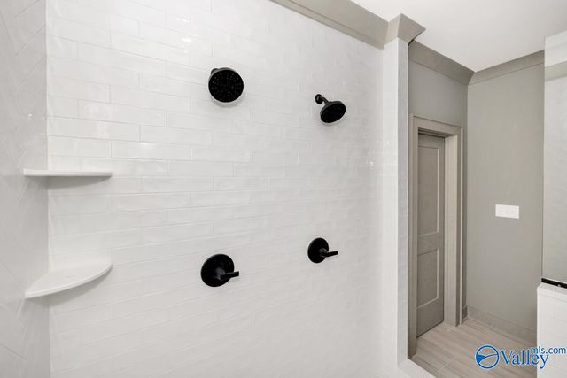 2002 Mythewood Drive, Huntsville, AL 35803