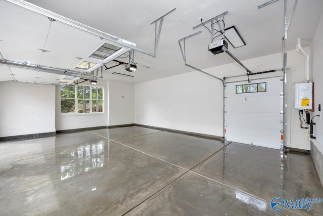 2002 Mythewood Drive, Huntsville, AL 35803