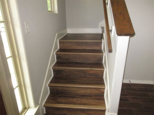 103 Richards Street, College Station, TX 77840