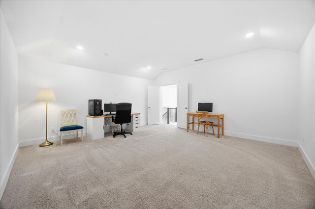 571 Bradley Drive, Fate, TX 75087