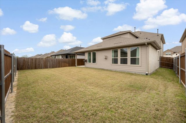 571 Bradley Drive, Fate, TX 75087