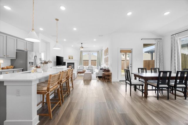 571 Bradley Drive, Fate, TX 75087