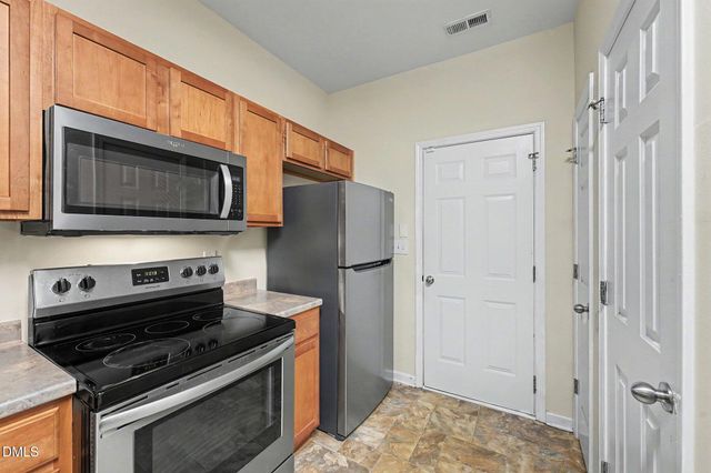 904 Hadel Place, Knightdale, NC 27545
