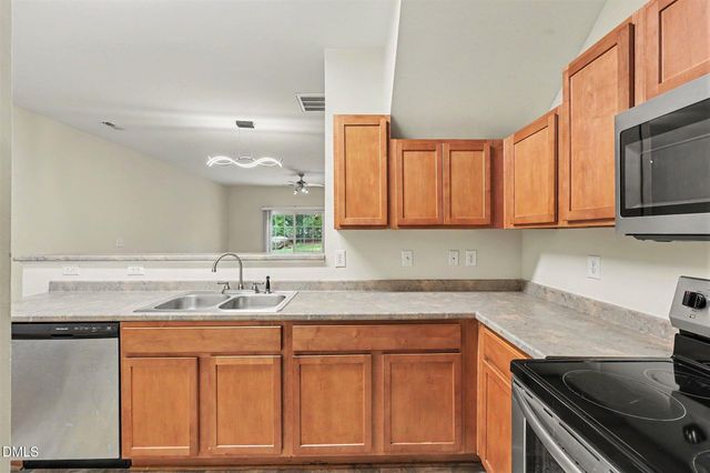 904 Hadel Place, Knightdale, NC 27545
