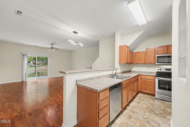904 Hadel Place, Knightdale, NC 27545